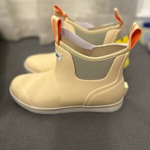 Sureway Men's Beige and Orange Pull-On Rain Boots WATERPROOF Men’s 5/Women’s 7